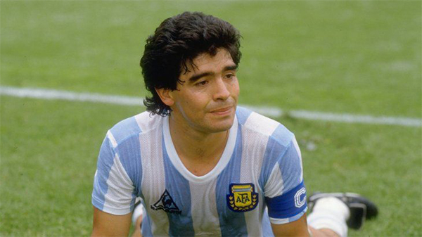 El Presidente decretó tres días de duelo nacional por la muerte de Maradona