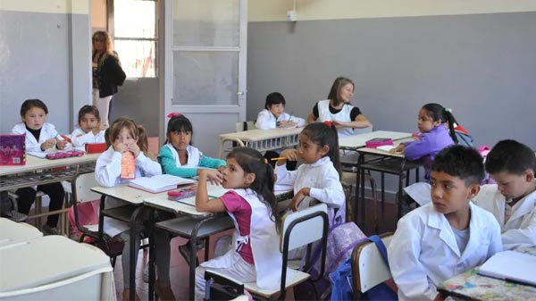 Las clases serán mixtas entre presencialidad y virtualidad