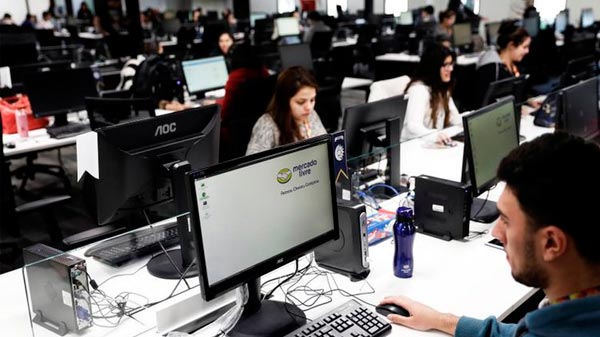 Eliminaron las retenciones a las exportaciones de servicios basados en el conocimiento