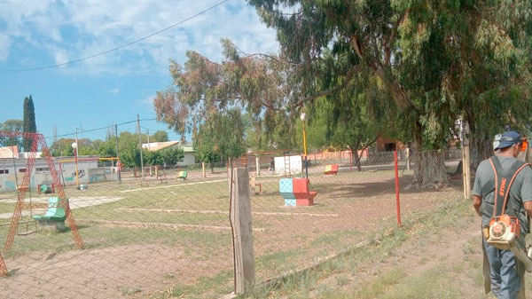 Remodelarán las plazas de los barrios Constitución y Pueblo Diamante