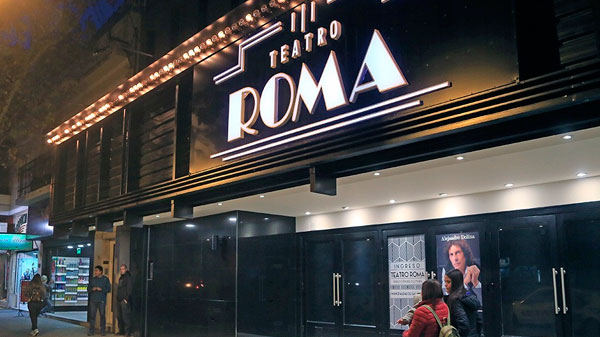 El Teatro Roma vuelve a recibir propuestas culturales