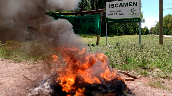 ATE realiza medidas de fuerza por los trabajadores de ISCAMEN y COPROSAMEN