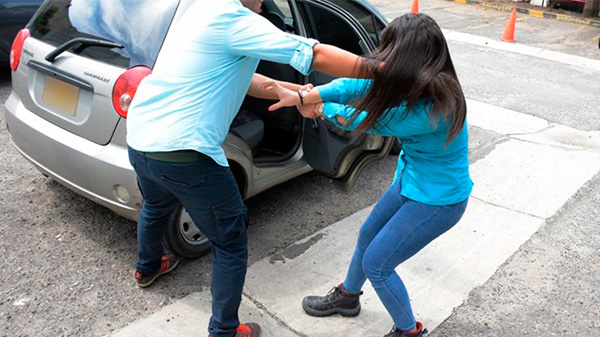 Casi secuestran a una joven de 17 años