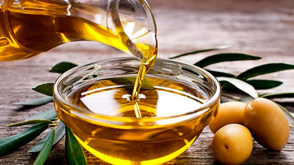 Dos aceites de oliva mendocinos fueron prohibidos por la ANMAT