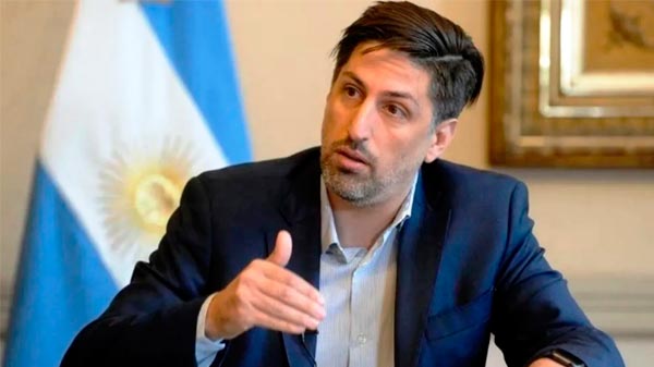 Nicolás Trotta anunció que comenzará la inscripción para la vacunación docente: cómo será el esquema