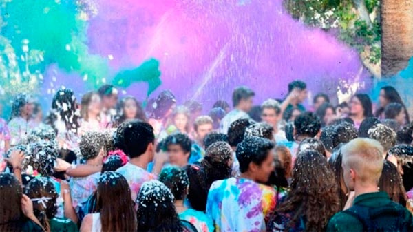 “Último primer día de clases”: a pesar de la pandemia, los adolescentes prevén organizar festejos masivos en la provincia y la ciudad