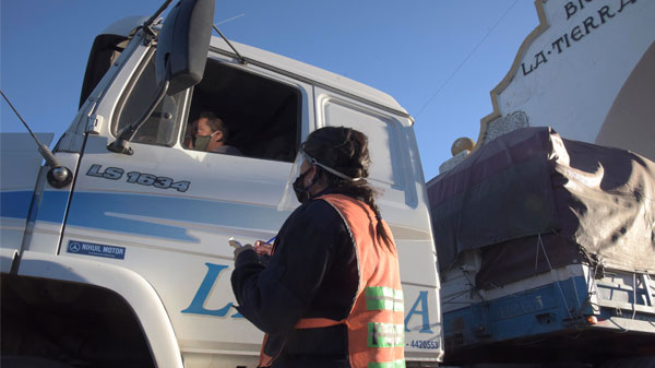 Se levantaron los controles a camioneros en los ingresos a Mendoza