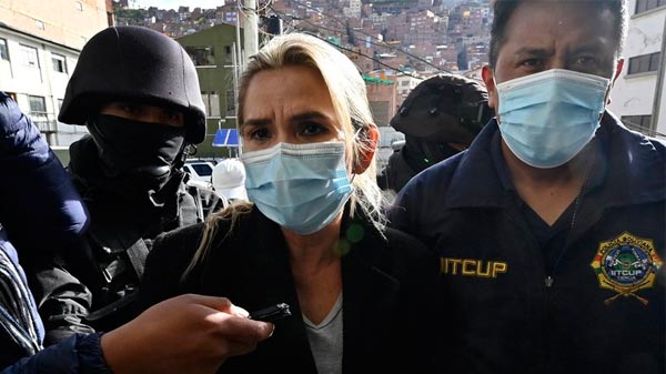 Estados Unidos dijo que “sigue con preocupación” las detenciones de Jeanine Áñez y cinco ministros de su gabinete en Bolivia