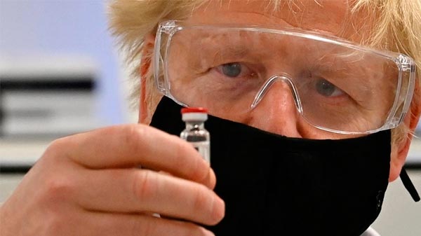 Doble apoyo a la vacuna de AstraZeneca: la OMS y Boris Johnson