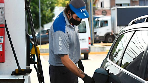 YPF aumentará los combustibles 15% en los próximos tres meses