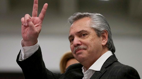 Alberto Fernández asume la presidencia del Consejo del Partido Justicialista