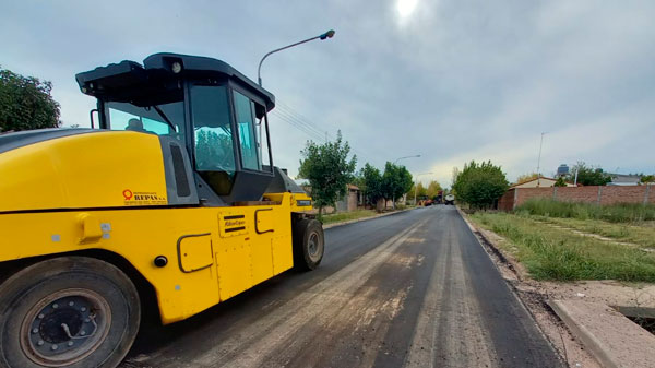Cuadro Benegas: el Municipio arrancó las tareas de asfalto
