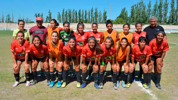 El equipo femenino Balloffet se consagró campeón del torneo Vendimia de fútbol