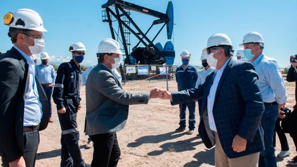 Hidrocarburos: Suárez dijo que es un sector que «genera empleo genuino»