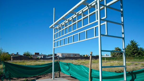 Comenzó la instalación de 10 nuevas estaciones ecológicas en San Rafael