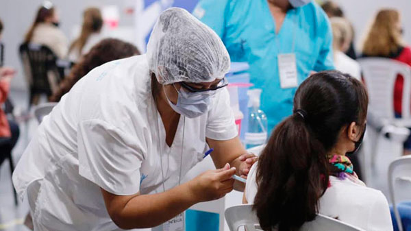 La Argentina ya aplicó más de 5,3 millones de vacunas y 950 mil fueron en la última semana