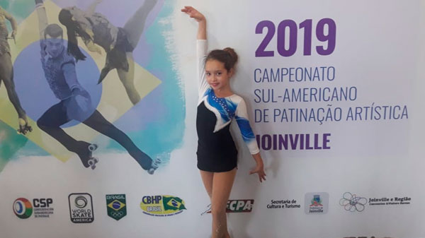 Gran desempeño de Agustina Nieto en el evaluativo clasificatorio del Regional de Patinaje Artístico