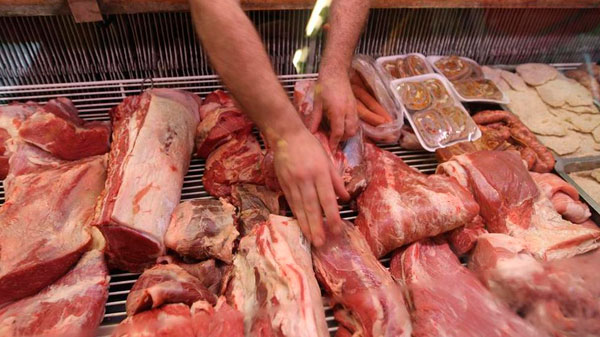 El consumo de carne bajó más del 10 % durante el último año 
