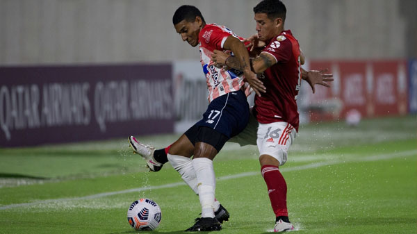 River jugó mal pero salvó el invicto en Barranquilla: 1-1 con Junior