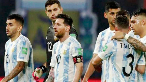 Por las Eliminatorias Sudamericanas Argentina enfrenta a Colombia  