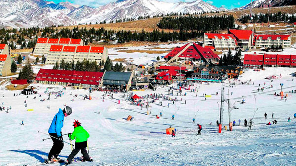 ¿Abrirán los centros de esquí en la provincia?