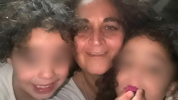 Piden ayuda para dos nenas de 7 años que perdieron a su mamá por Covid