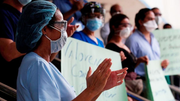 Los médicos calificaron de «vergonzoso» el aumento propuesto por Suárez