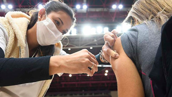 Mendoza abre la campaña de vacunación sin turno
