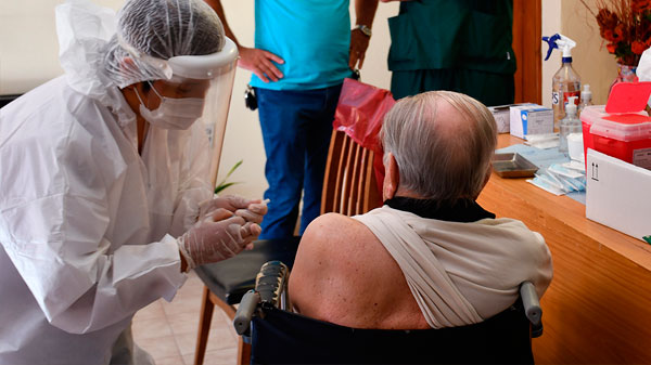 Le piden al Ministerio de Salud que brinde explicaciones sobre la vacunación en el geriátrico de Monte Comán