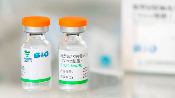 Llega otro vuelo de China con más vacunas Sinopharm