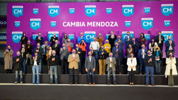 Cambia Mendoza presentó nueva imagen de cara a las próximas elecciones