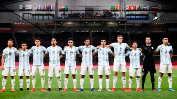 Argentina empató con España y quedó eliminada en el fútbol