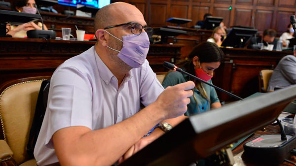 Vacunación Covid: Barcudi presentó un pedido de informes por discriminación del Gobierno Provincial a San Rafael