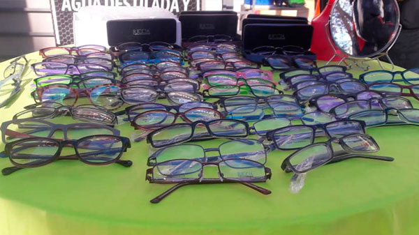 Despertar Solidario continúa con la entrega de marcos de anteojos gratis en el Sur  