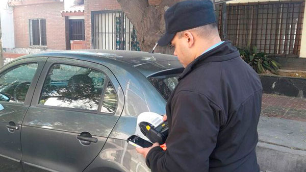 Casi 1300 multas viales durante sábado y domingo