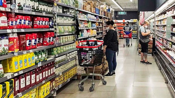 Acuerdan con empresas y supermercados retrotraer los precios al 10 de marzo