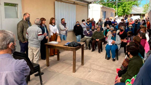 Continúan las visitas de ANSES y PAMI a los Centros de Jubilados 