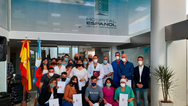 El Hospital Español abrió su residencia en Terapia Intensiva