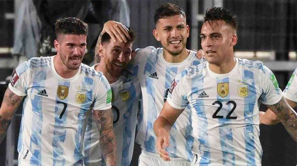 La Selección Argentina enfrenta a Perú por las Eliminatorias Sudamericanas