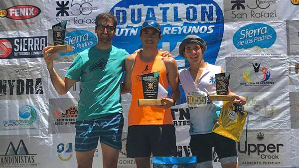 Denis Álvarez y Brenda Muñoz ganaron el Duatlón UTN Los Reyunos