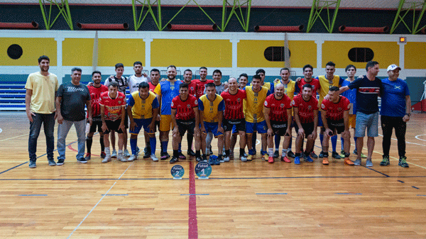 General Alvear: con un Polideportivo lleno se realizó el Partido exhibición de Futsal