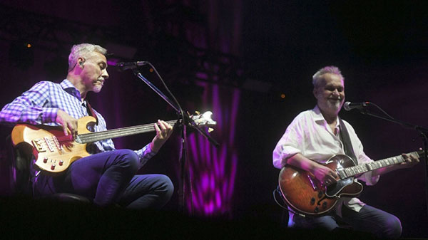 Pedro Aznar y David Lebon en la TV Pública