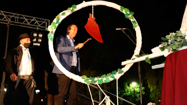 Una multitud acompañó la Bendición de los Frutos en Plaza San Martín