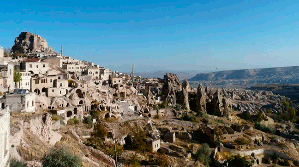 De España a Mali: los 5 pueblos más fascinantes construidos en las rocas