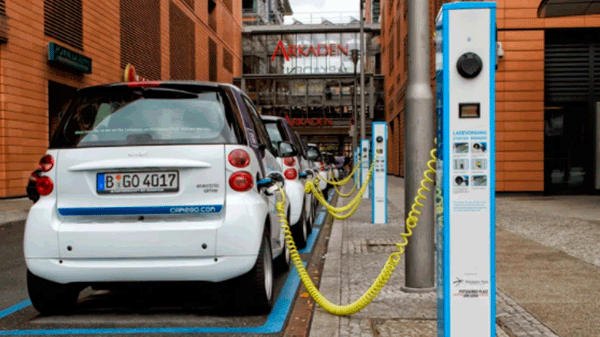 En el último año se duplicó la cantidad de autos eléctricos en todo el mundo