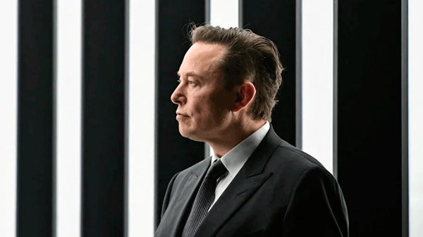 Elon Musk prepara robots con personalidades humanas