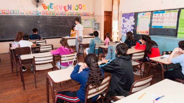 Viento zonda: Continúa la suspensión de clases durante la tarde