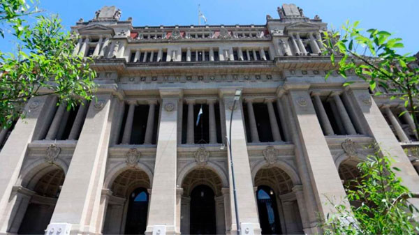 Presentan un proyecto para reformar la Corte: 16 jueces, paridad de género y federalismo