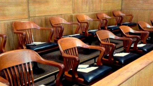 Mendoza avanza en la ampliación de juicios por jurado popular