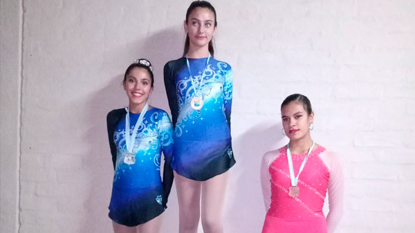 Agustina Martínez, Florencia Tebes y Delfina Riera se destacaron en el Provincial de Patinaje Artístico